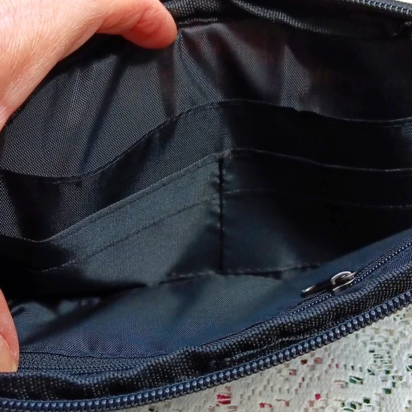 🆕️LAST 1🌹GOTH GIRL & TEDDY BEAR ZIPPERED CLUTCH/WRISTLET WALLET/GOTH PUNK Y2K - Picture 12 of 17